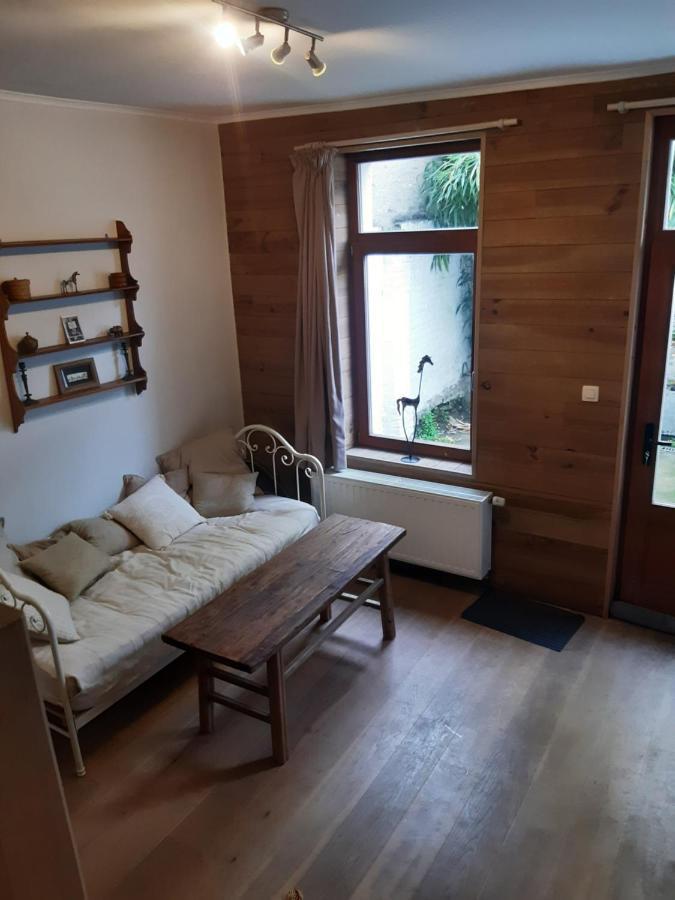 Maison Cosy Au Centre De Nivelles - Videosurveillance Exterieure 外观 照片